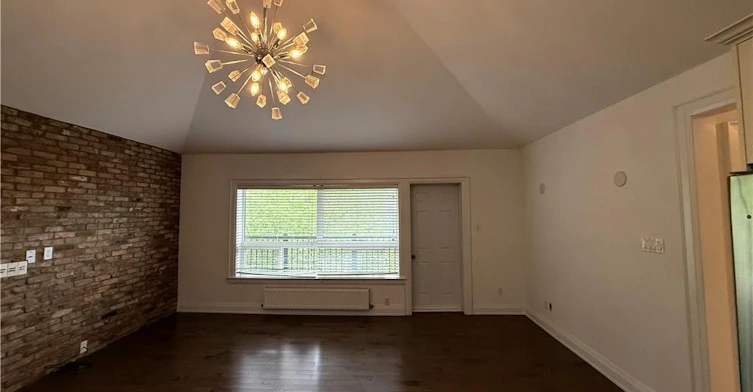 4-52 Cameron Avenue, Toronto, ON, M6M 1R2 - 5
