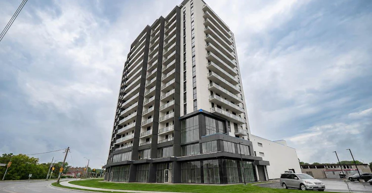 406-33 Erie Avenue, Brantford, ON, N3S 0K7 - 2