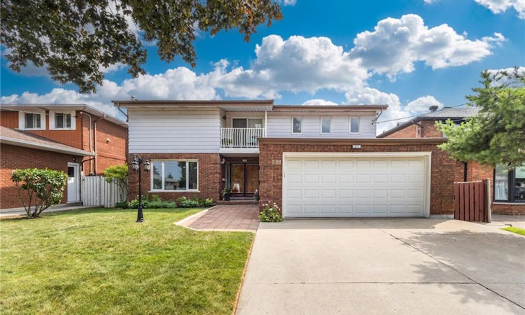87 Regent Avenue