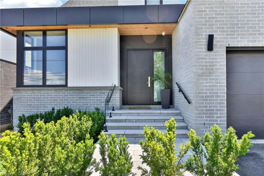 70 Upper Mount Albion Road, Hamilton, ON, L8J 2S1 - 2
