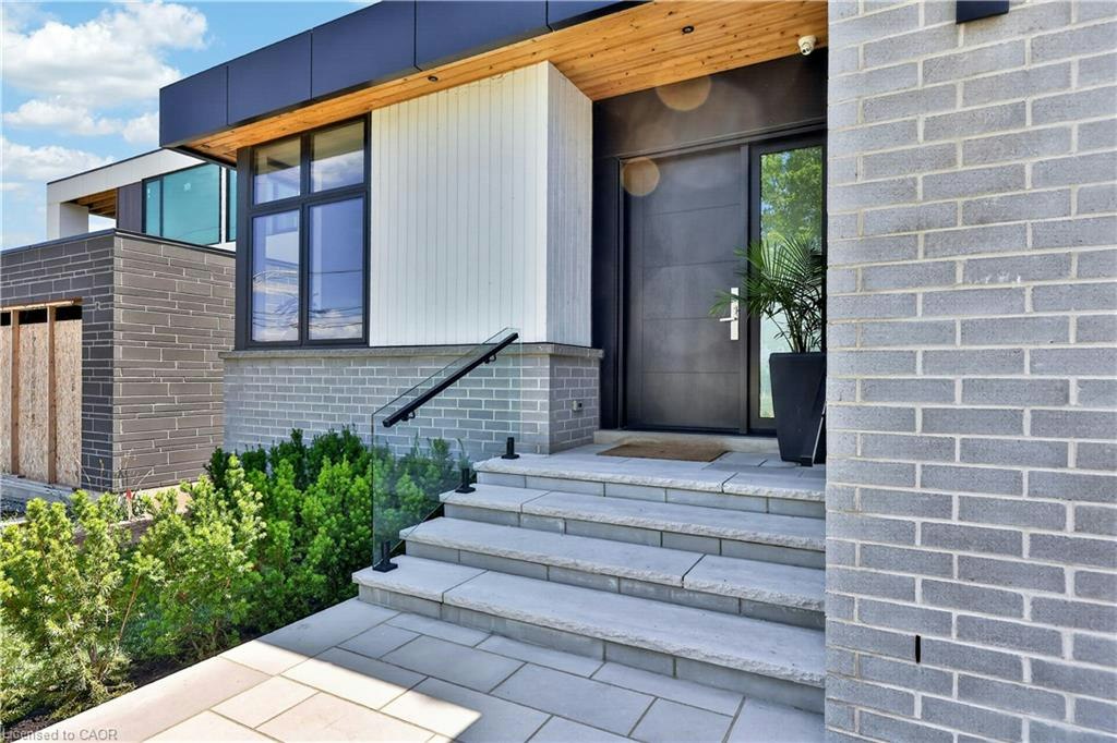 70 Upper Mount Albion Road, Hamilton, ON, L8J 2S1 - 3