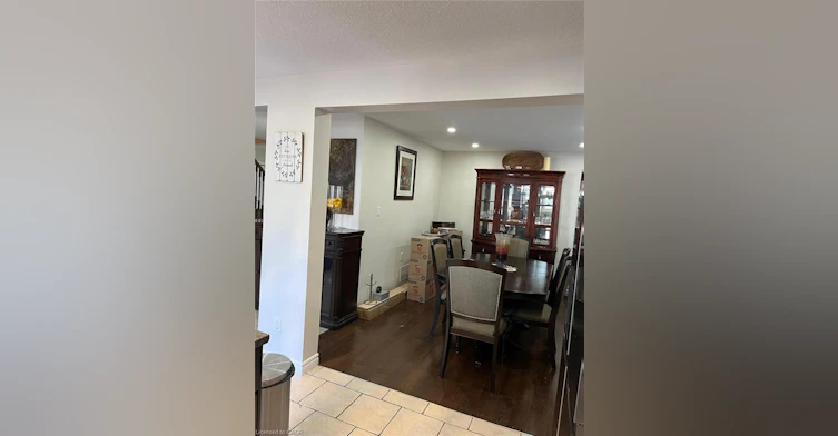 1367 Upper Paradise Road, Hamilton, ON, L9B 0C2 - 5