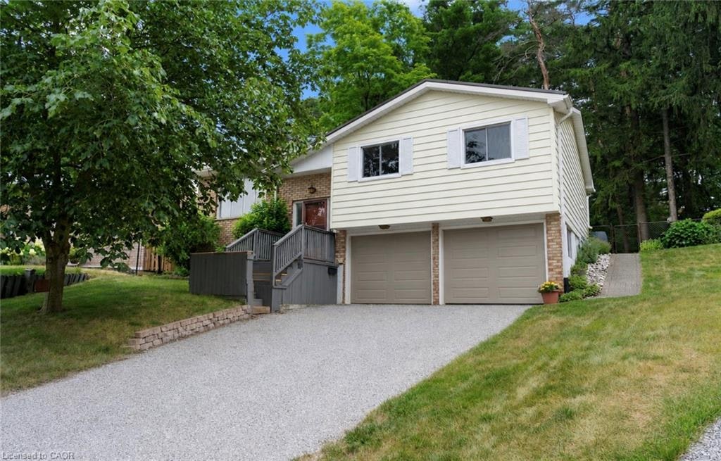 11 Glenda Street, Norfolk County, ON, N3Y 4T3