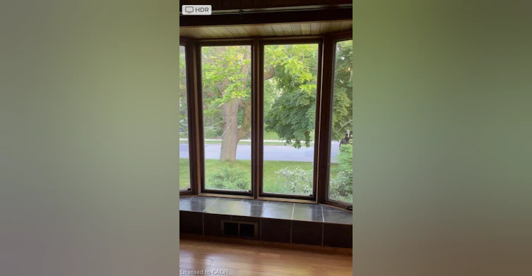 Upper-48 Austin Drive, Waterloo, ON, N2L 3Y3 - 4