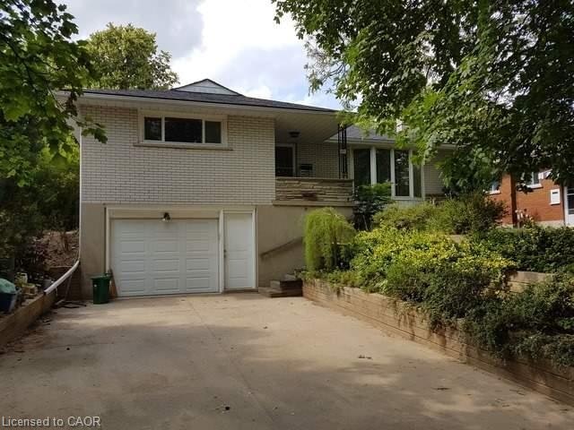 Upper-48 Austin Drive, Waterloo, ON, N2L 3Y3