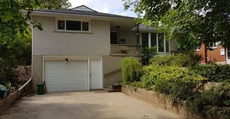 Upper-48 Austin Drive, Waterloo, ON, N2L 3Y3