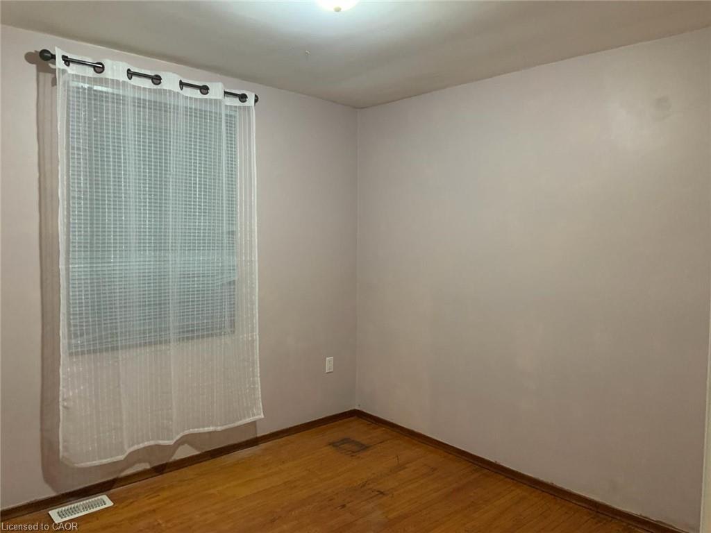 UPPER-636 Mohawk Road E, Hamilton, ON, L8V 2K1 - 9