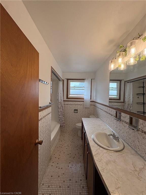 15 Champlain Avenue, Hamilton, ON, L8G 2H5 - 5