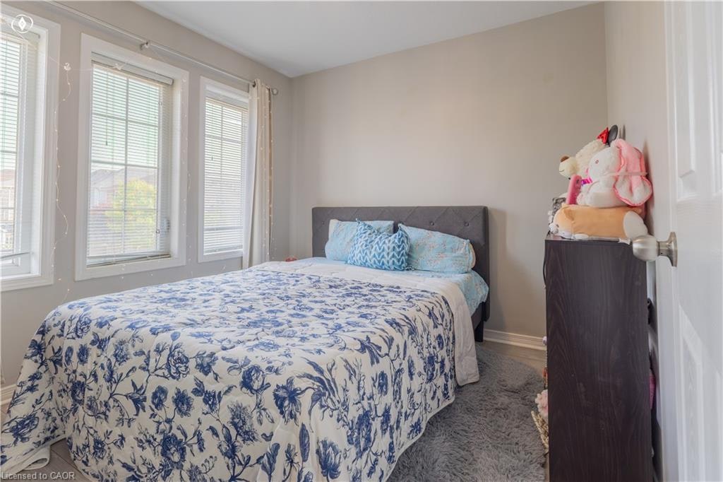 105 Bloomington Drive, Cambridge, ON, N1P 1J6 - 6