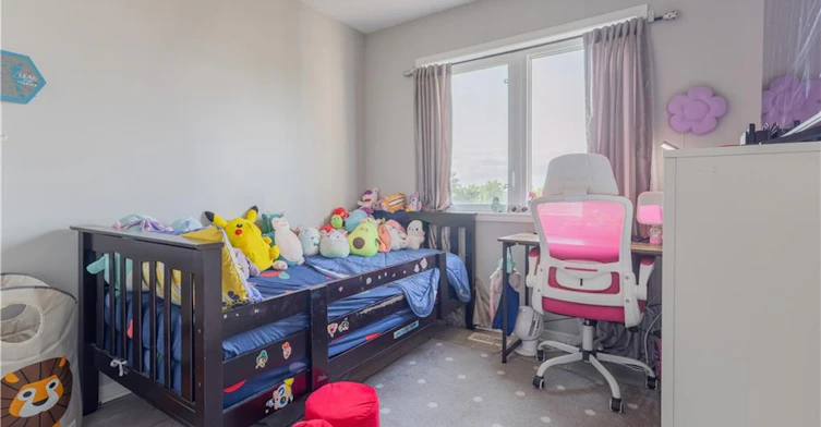 105 Bloomington Drive, Cambridge, ON, N1P 1J6 - 5