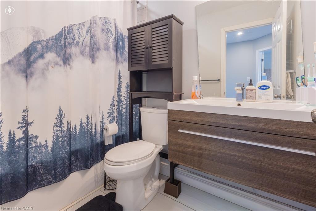 105 Bloomington Drive, Cambridge, ON, N1P 1J6 - 7