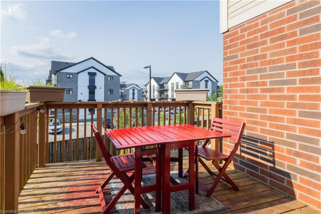 105 Bloomington Drive, Cambridge, ON, N1P 1J6 - 13