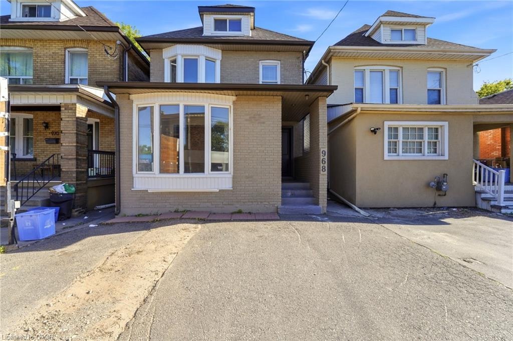 968 Main Street E, Hamilton, ON, L8M 1M8