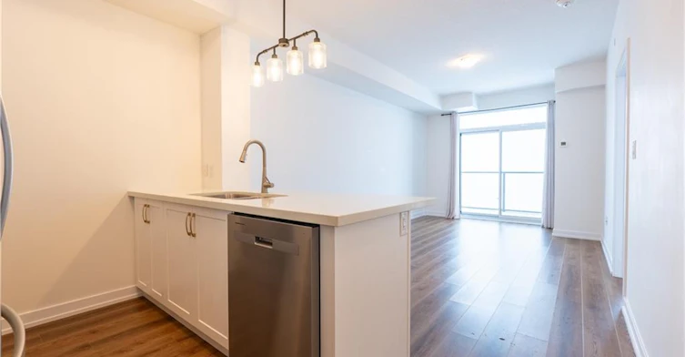 801-450 Dundas Street E, Hamilton, ON, L8B 1Z2 - 10