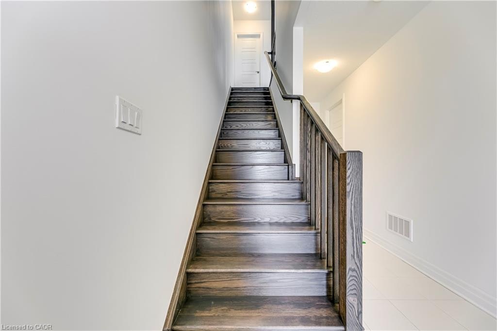 3018 John Mckay Boulevard, Oakville, ON, L6H 3Z9 - 8