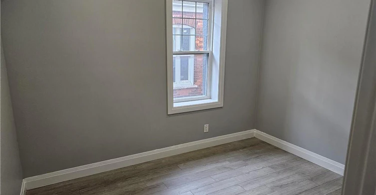 5-427 Colborne Street, Brantford, ON, N3S 3N5 - 2