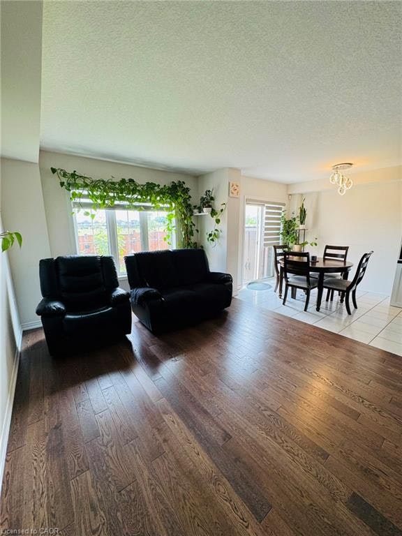 29 Cooke Avenue, Brantford, ON, N3T 0S2 - 12