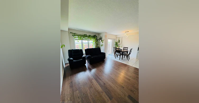 29 Cooke Avenue, Brantford, ON, N3T 0S2 - 12