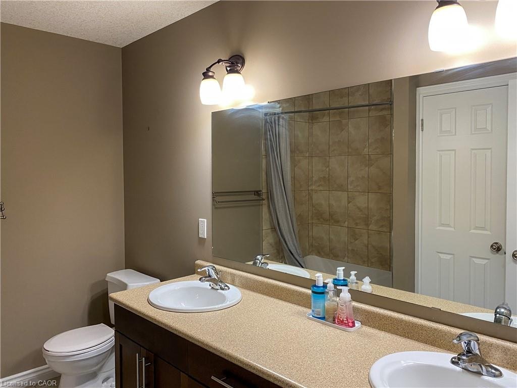 180 Huck Crescent, Kitchener, ON, N2N 0A3 - 22