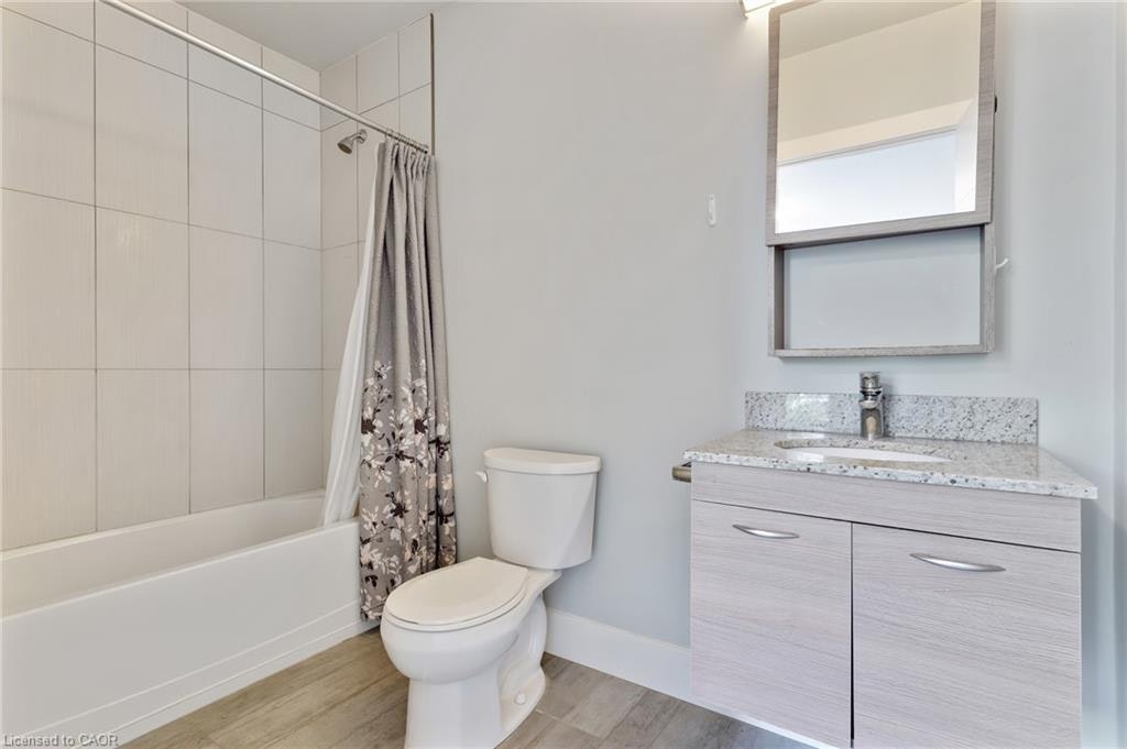 210-318 Spruce Street, Waterloo, ON, N2L 0E9 - 23