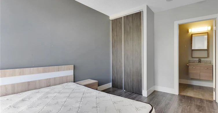 210-318 Spruce Street, Waterloo, ON, N2L 0E9 - 22