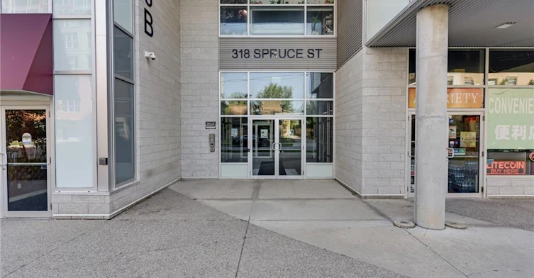 210-318 Spruce Street, Waterloo, ON, N2L 0E9 - 4
