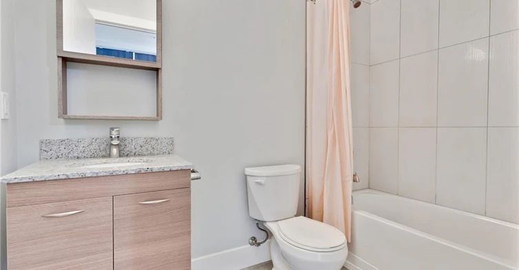 210-318 Spruce Street, Waterloo, ON, N2L 0E9 - 9