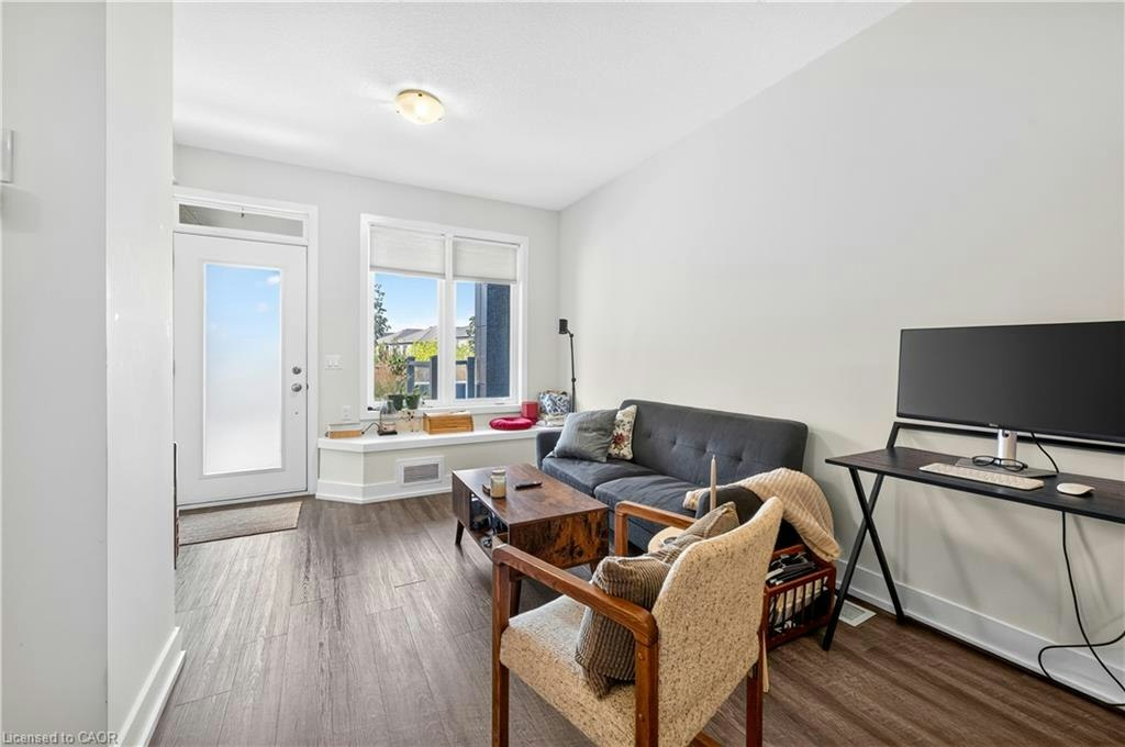 14-261 Skinner Road, Hamilton, ON, L8B 1W6 - 4