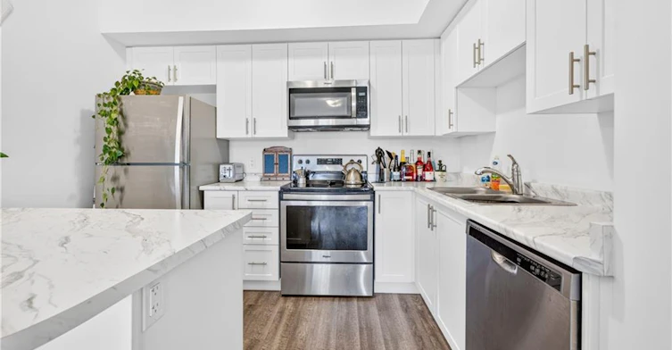 14-261 Skinner Road, Hamilton, ON, L8B 1W6 - 8