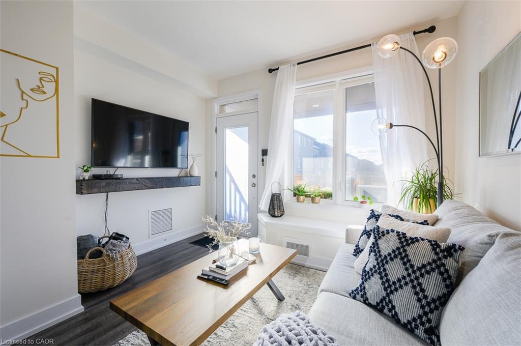 14-261 Skinner Road, Hamilton, ON, L8B 1W6 - 14