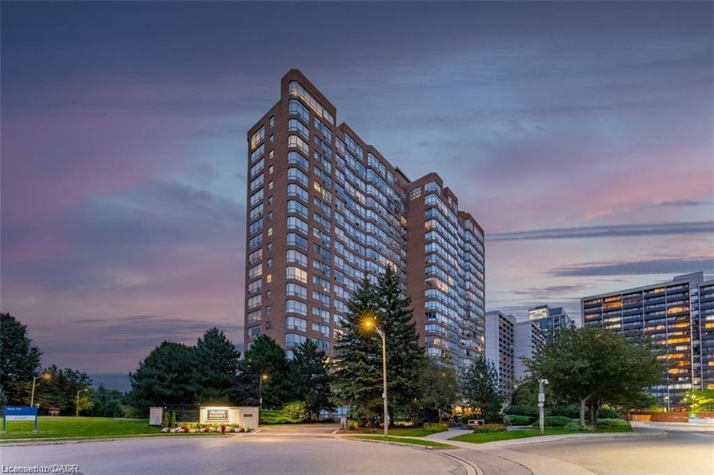 809-1276 Maple Crossing Boulevard, Burlington, ON, L7S 2J9