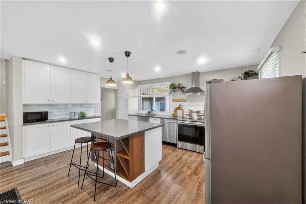 35 Weichel Street, Kitchener, ON, N2M 2A7 - 7
