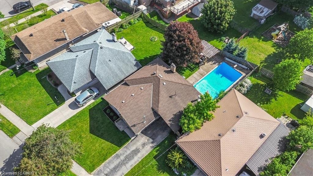 35 Weichel Street, Kitchener, ON, N2M 2A7 - 35
