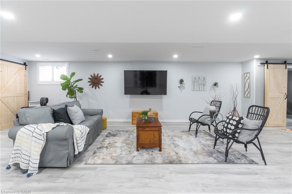 6 Macneil Court, Brant, ON, N3S 0G3 - 20