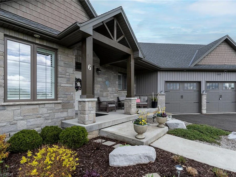 6 Macneil Court, Brant, ON, N3S 0G3 - 37
