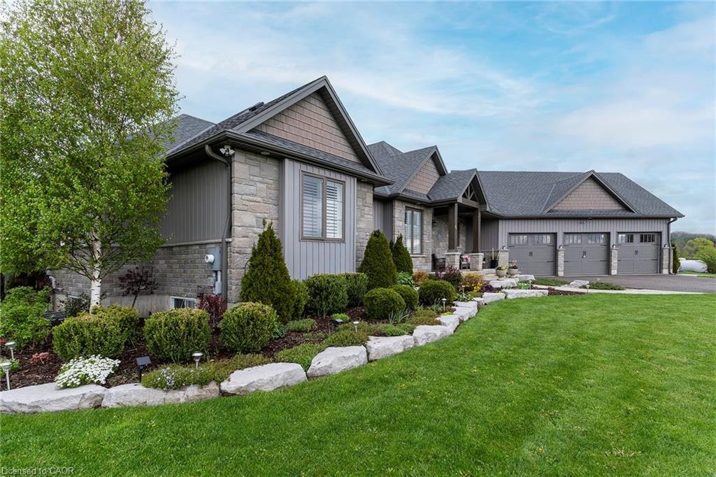 6 Macneil Court, Brant, ON, N3S 0G3 - 38
