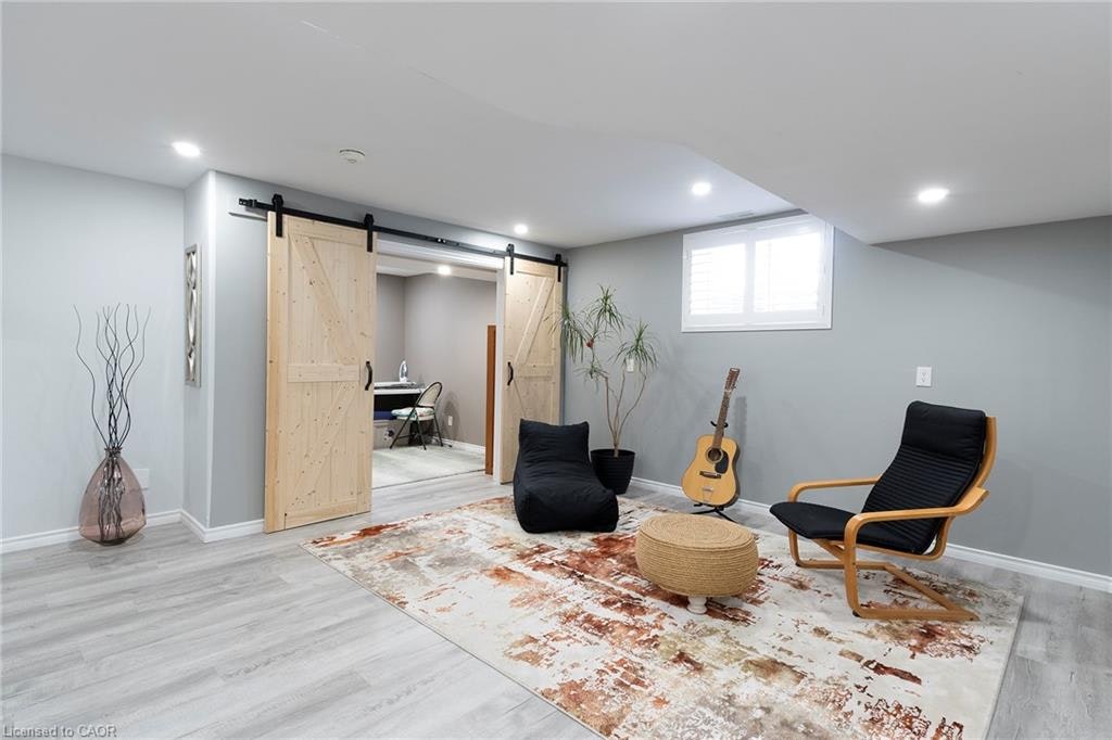 6 Macneil Court, Brant, ON, N3S 0G3 - 22
