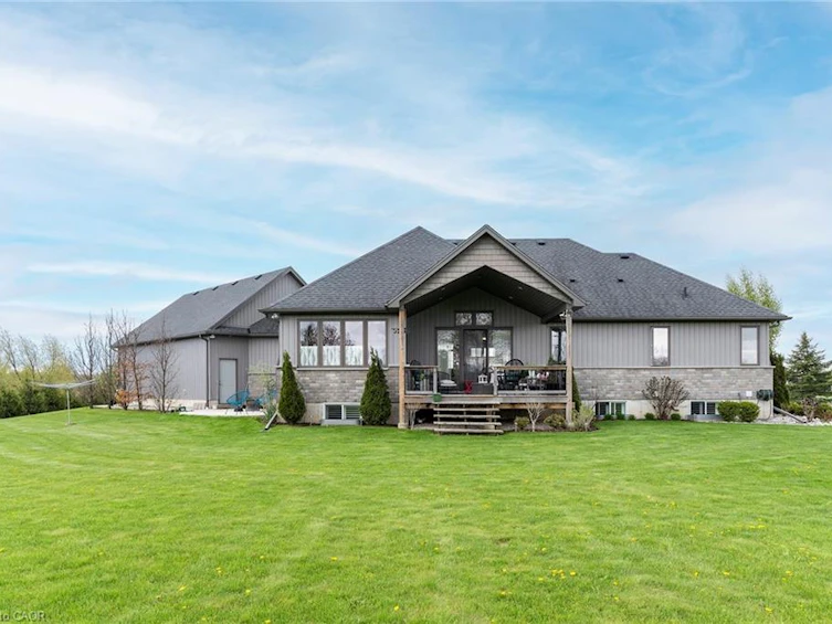 6 Macneil Court, Brant, ON, N3S 0G3 - 32
