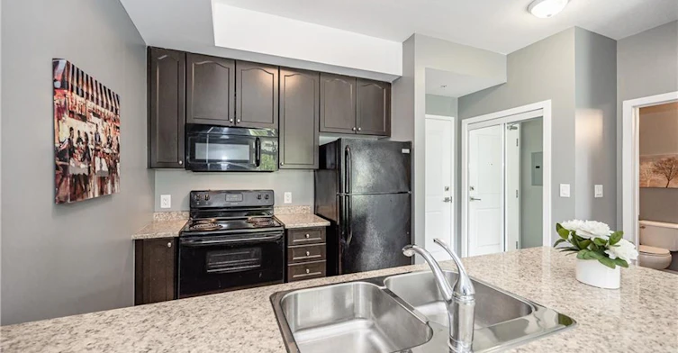107-5020 Corporate Drive, Burlington, ON, L7L 0H7 - 15