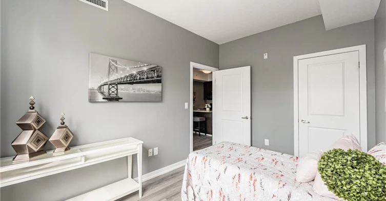 107-5020 Corporate Drive, Burlington, ON, L7L 0H7 - 22