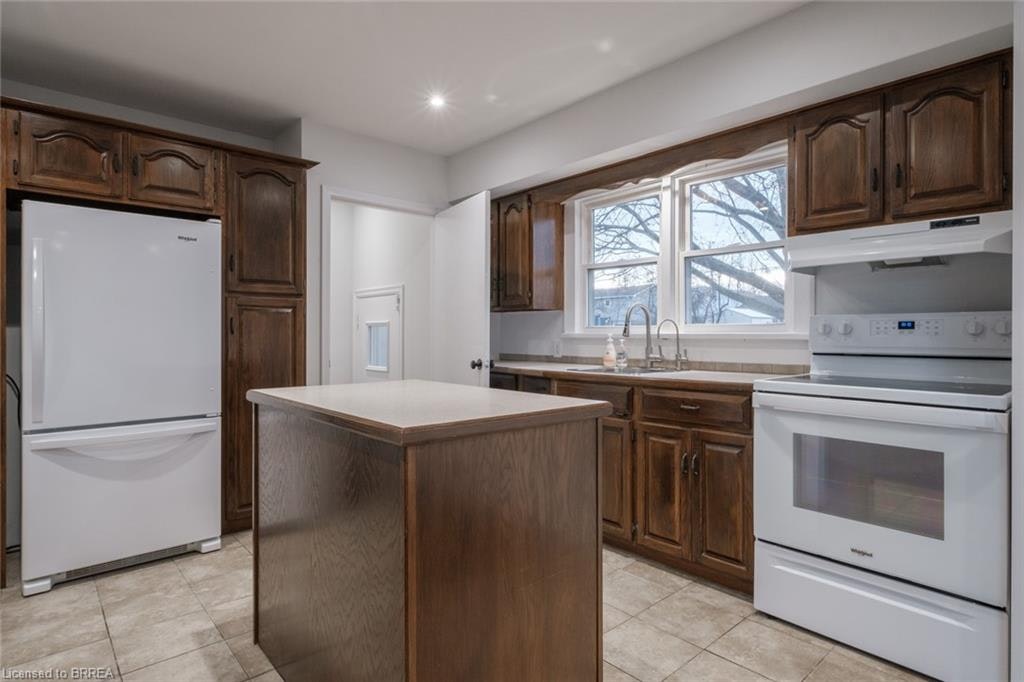 21 Hickery Place, Brantford, ON, N3S 3C7 - 22