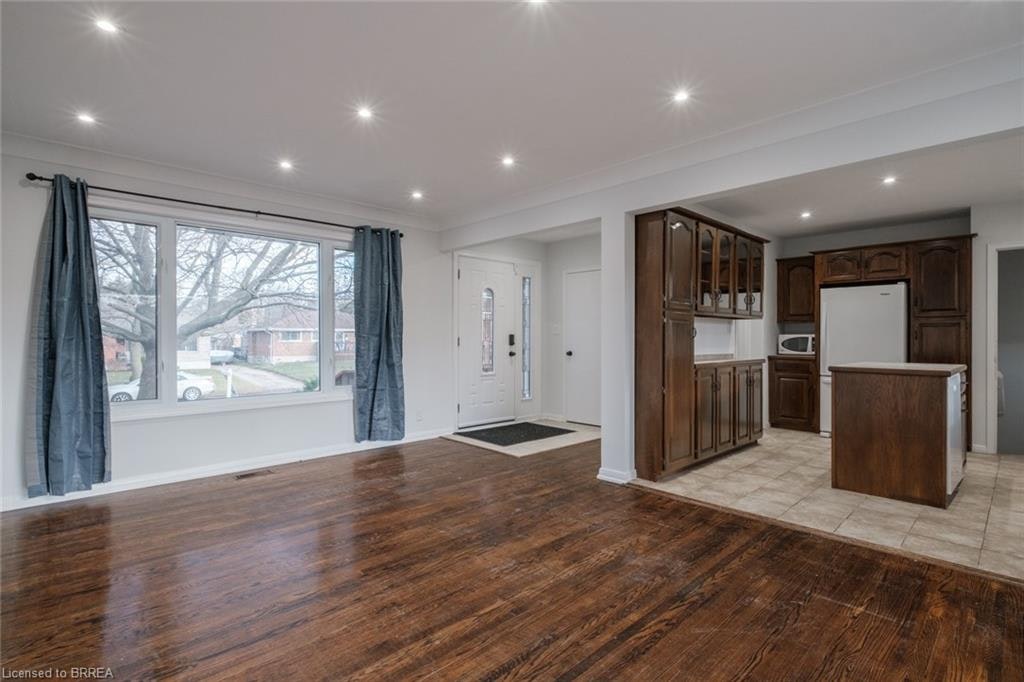 21 Hickery Place, Brantford, ON, N3S 3C7 - 17