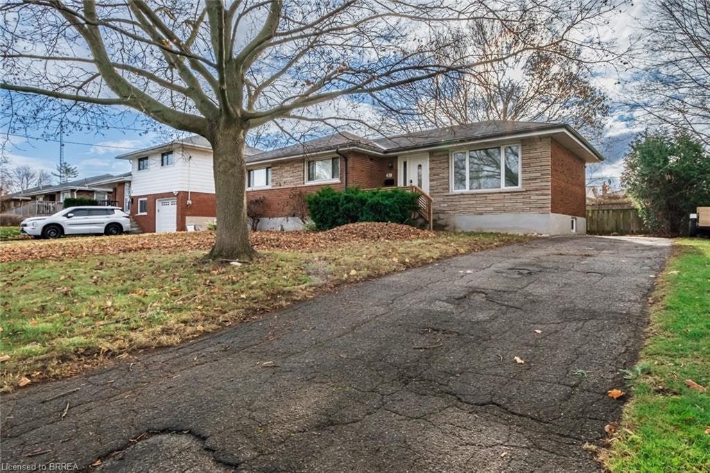 21 Hickery Place, Brantford, ON, N3S 3C7 - 2