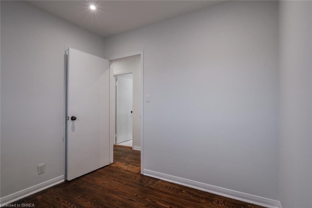 21 Hickery Place, Brantford, ON, N3S 3C7 - 27