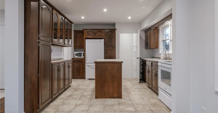 21 Hickery Place, Brantford, ON, N3S 3C7 - 21