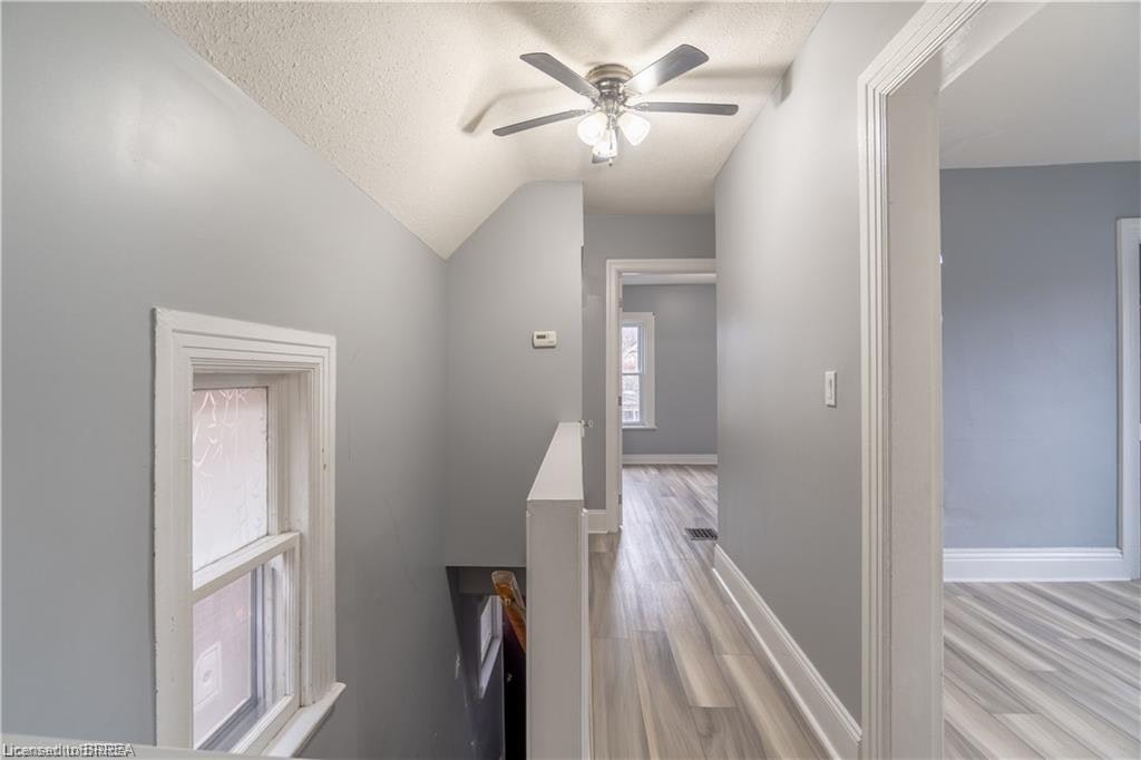 Upper-36 Cayuga Street, Brantford, ON, N3S 1W5 - 18