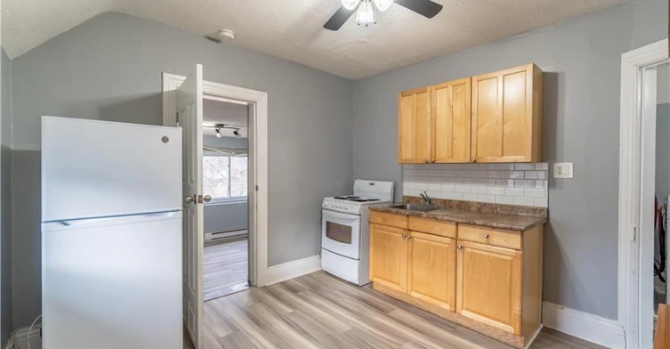 Upper-36 Cayuga Street, Brantford, ON, N3S 1W5 - 7