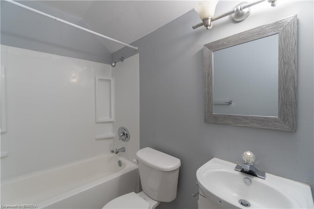 Upper-36 Cayuga Street, Brantford, ON, N3S 1W5 - 12
