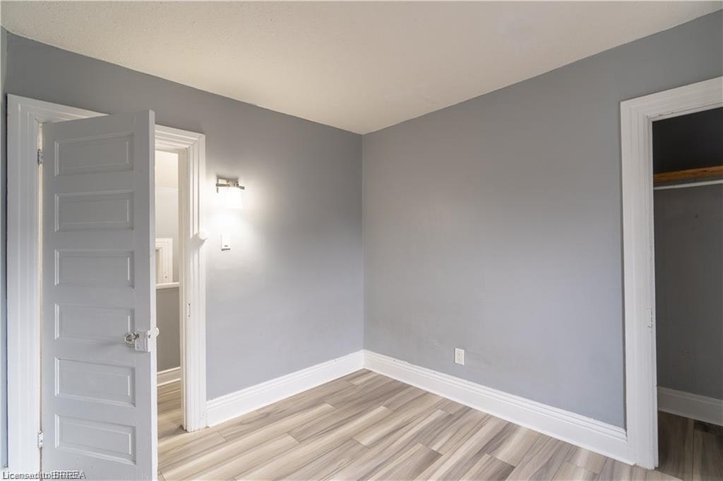 Upper-36 Cayuga Street, Brantford, ON, N3S 1W5 - 17