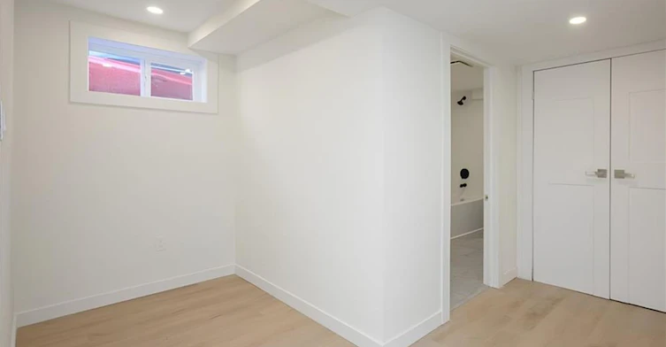 Lower-781 Ninth Avenue, Hamilton, ON, L8T 2A7 - 5
